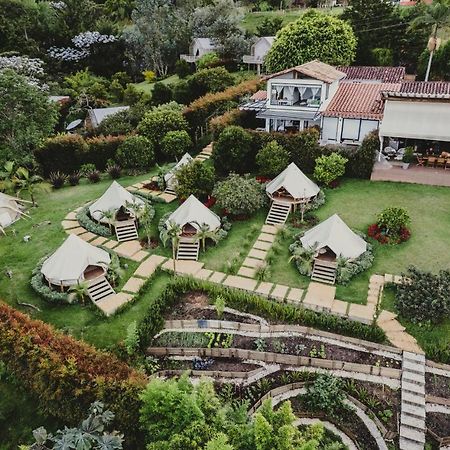 ホテル Teva Glamping & Retreat リオネグロ エクステリア 写真